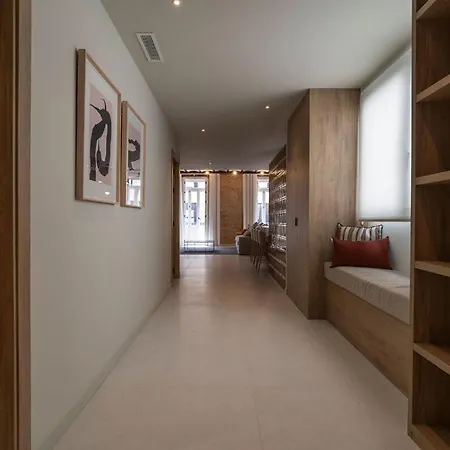 Vlc Host - Marti Valencia