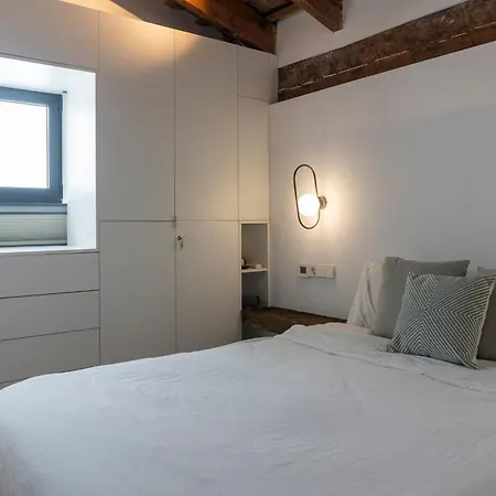 Vlc Host - Marti Lejlighed